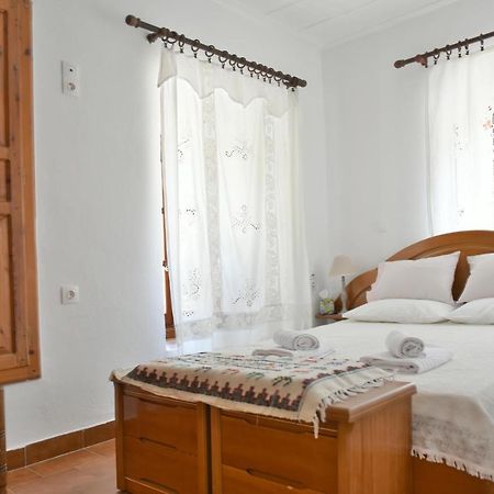 Grandmas Guest House Hydra  Bagian luar foto