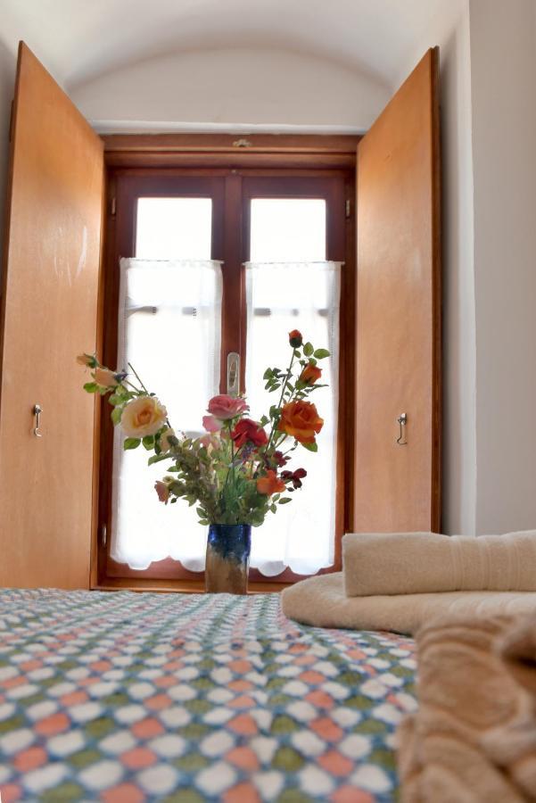 Grandmas Guest House Hydra  Bagian luar foto