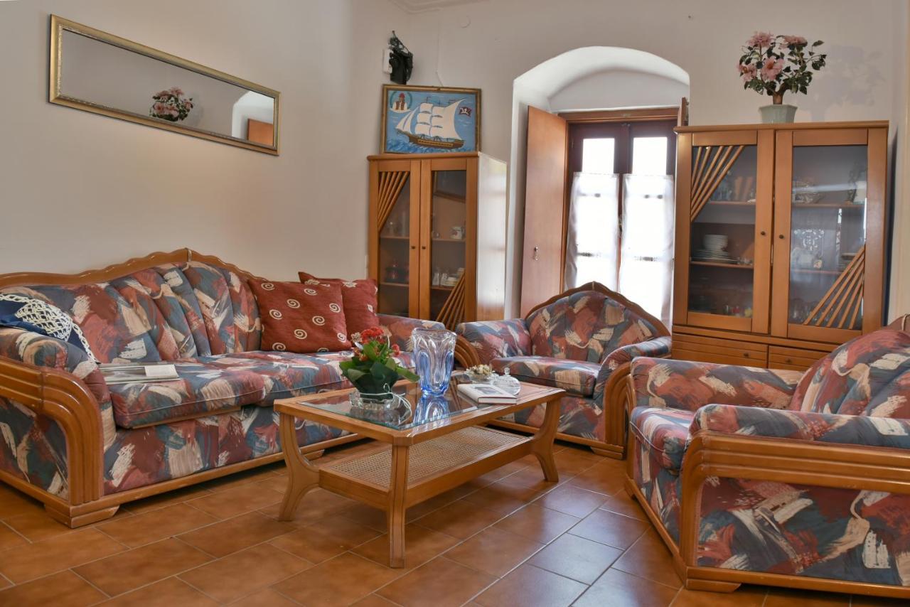 Grandmas Guest House Hydra  Bagian luar foto